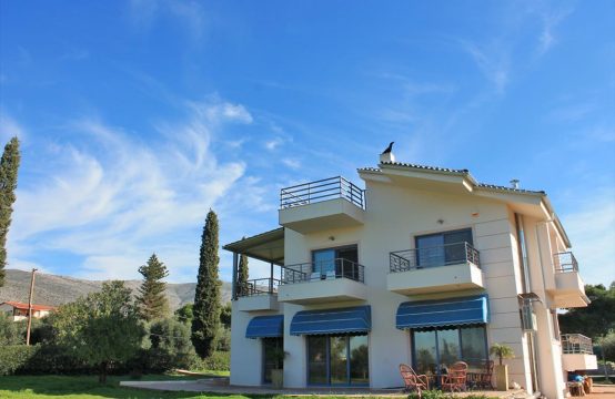 For Sale &#8211; Detached house 320 m²