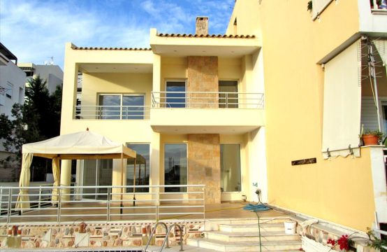 For Sale &#8211; Villa 375 m²