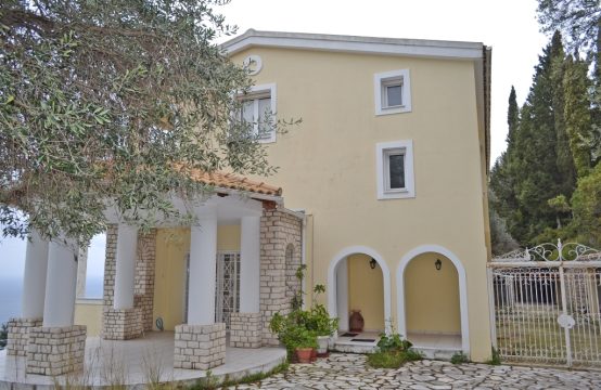 For Sale &#8211; Villa 302 m²