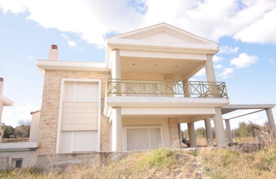 For Sale &#8211; Detached house 300 m²