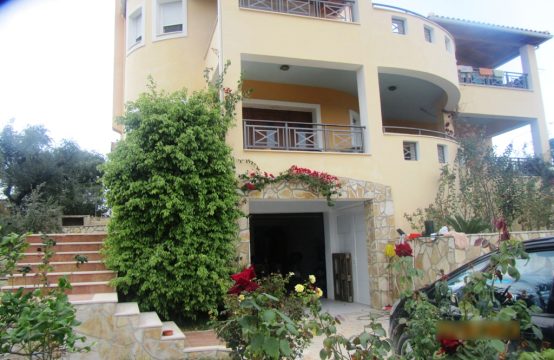 For Sale &#8211; Detached house 300 m²