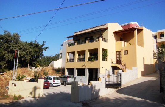 For Sale &#8211; Detached house 220 m²