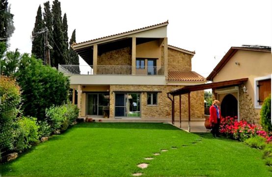 For Sale &#8211; Villa 220 m²