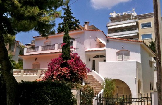 For Sale &#8211; Detached house 485 m²