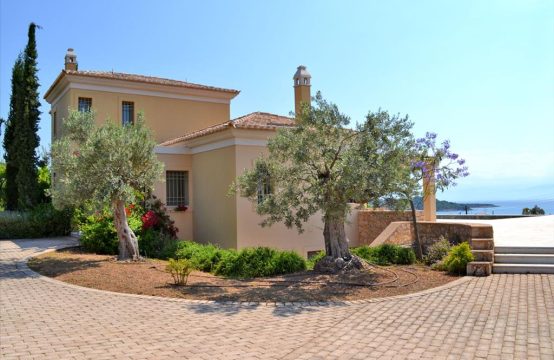 For Sale &#8211; Villa 248 m²