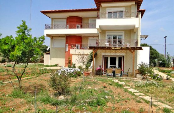 For Sale &#8211; Maisonette 130 m²