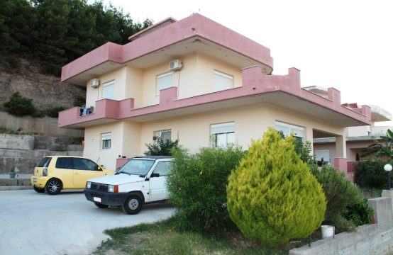 For Sale &#8211; Detached house 210 m²