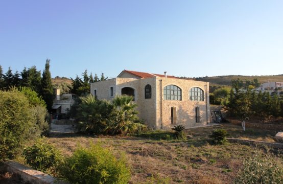 For Sale &#8211; Detached house 360 m²