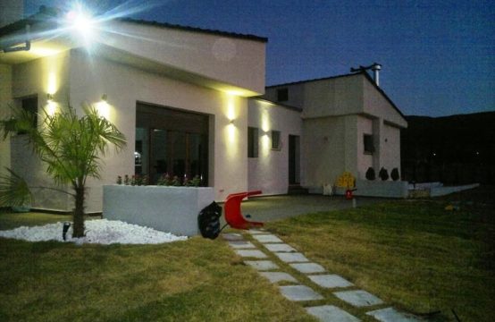 For Sale &#8211; Detached house 210 m²