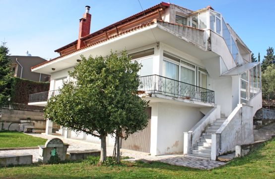 For Sale &#8211; Detached house 380 m²