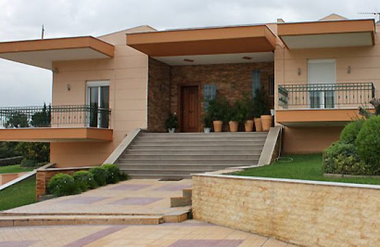 For Sale &#8211; Villa 360 m²