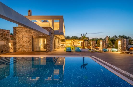 For Sale &#8211; Villa 240 m²