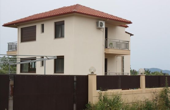 For Sale &#8211; Detached house 200 m²