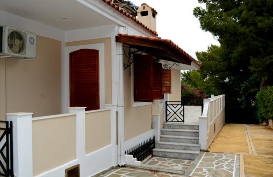 For Sale &#8211; Villa 395 m²