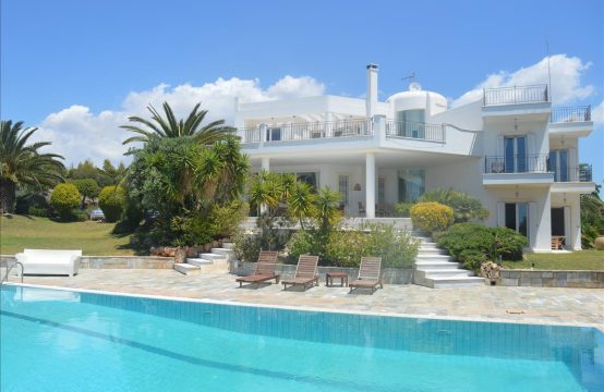 For Sale &#8211; Villa 490 m²