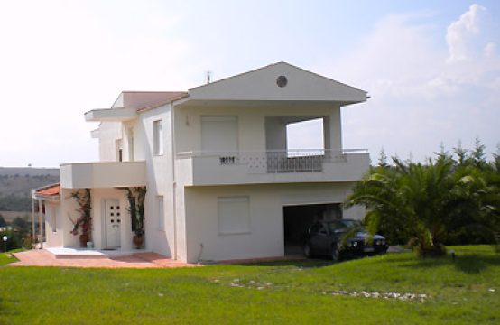 For Sale &#8211; Detached house 263 m²