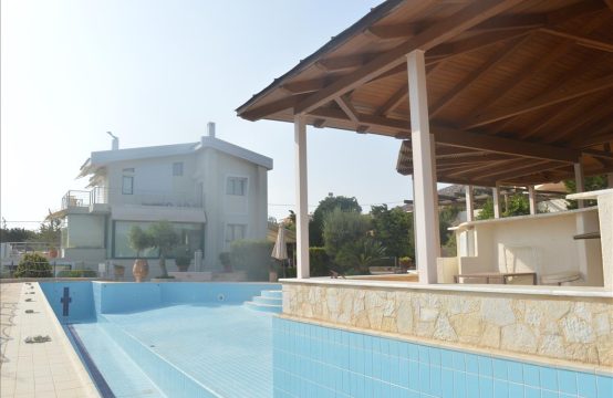 For Sale &#8211; Villa 250 m²