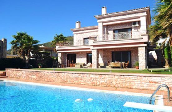 For Sale &#8211; Villa 650 m²