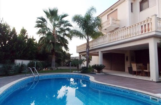 For Sale &#8211; Villa 440 m²