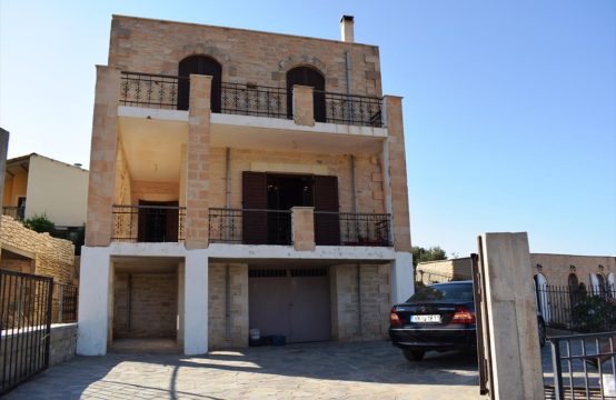 For Sale &#8211; Detached house 240 m²