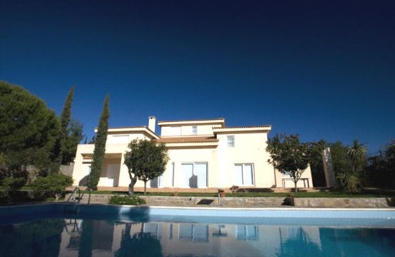 For Sale &#8211; Villa 480 m²