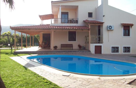 For Sale &#8211; Villa 355 m²