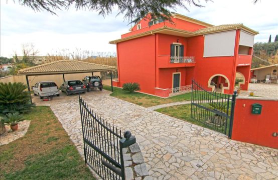 For Sale &#8211; Detached house 275 m²