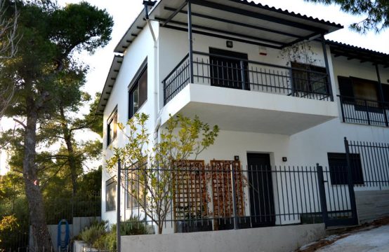 For Sale &#8211; Detached house 200 m²