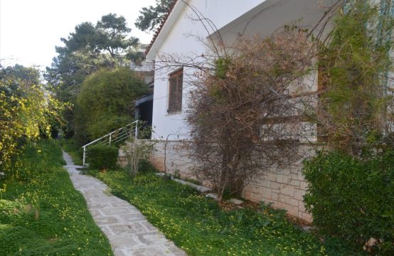 For Sale &#8211; Detached house 200 m²