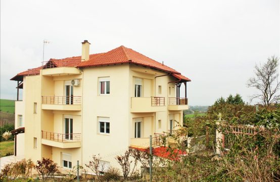 For Sale &#8211; Detached house 580 m²