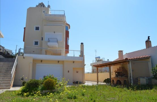 For Sale &#8211; Detached house 360 m²