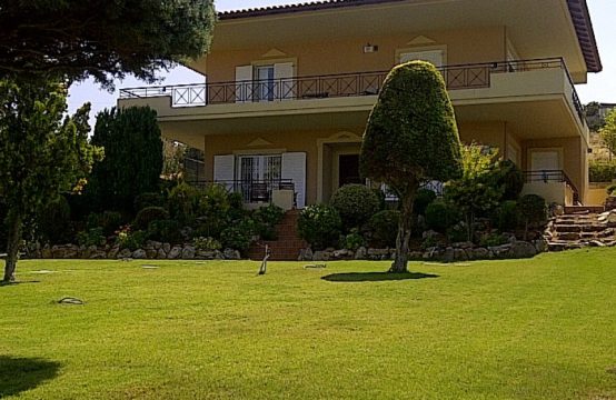 For Sale &#8211; Maisonette 198 m²