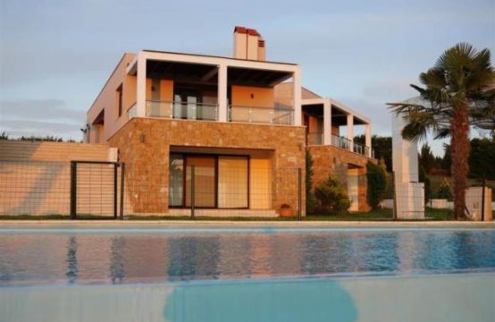 For Sale &#8211; Villa 900 m²