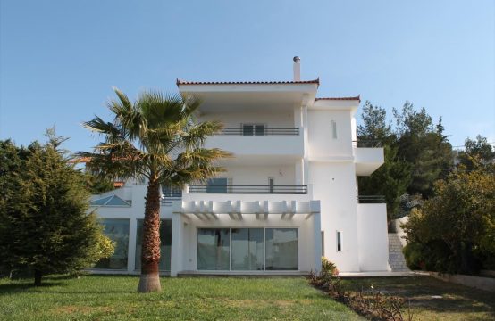 For Sale &#8211; Detached house 260 m²