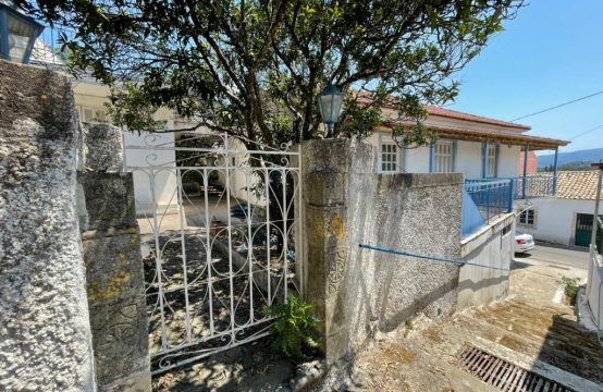 For Sale &#8211; Detached house 235 m²