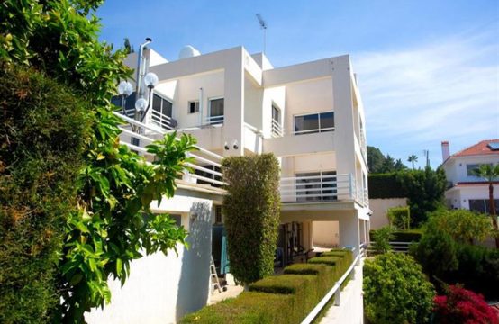 For Sale &#8211; Villa 525 m²