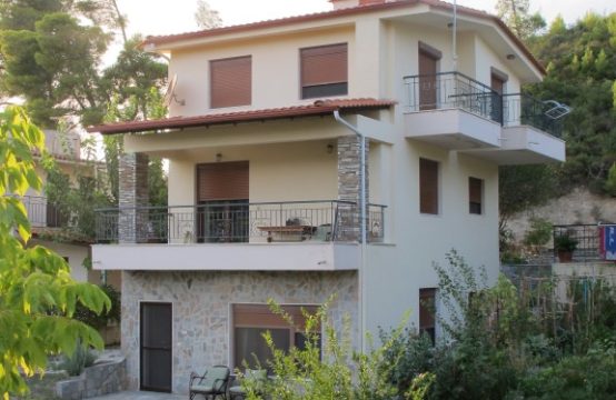 For Sale &#8211; Detached house 140 m²