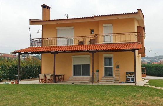 For Sale &#8211; Detached house 220 m²