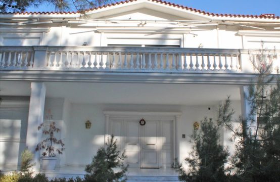 For Sale &#8211; Villa 580 m²