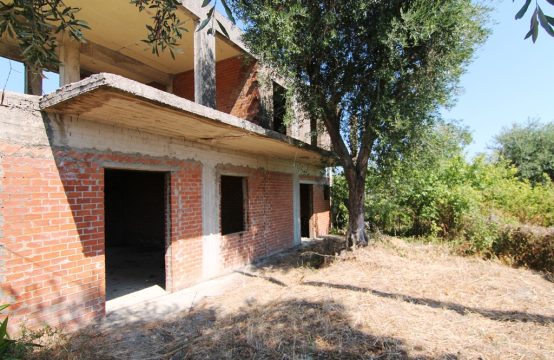 For Sale &#8211; Detached house 180 m²