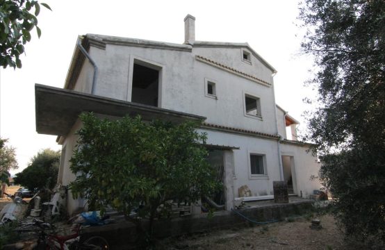 For Sale &#8211; Detached house 387 m²