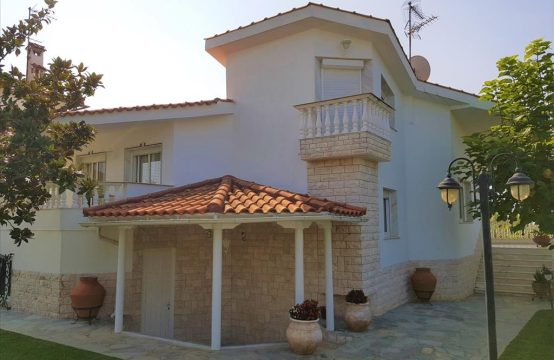 For Sale &#8211; Detached house 219 m²