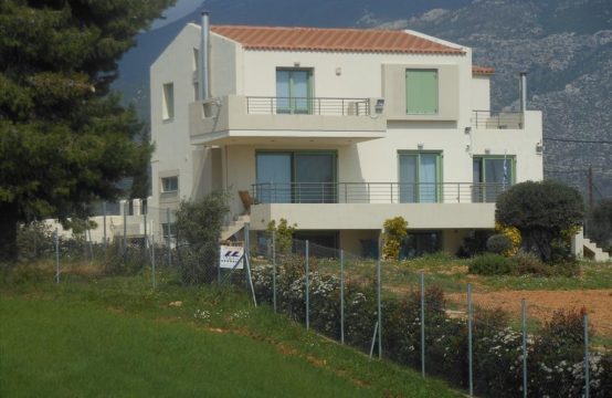 For Sale &#8211; Detached house 230 m²