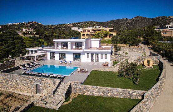 For Sale &#8211; Villa 307 m²