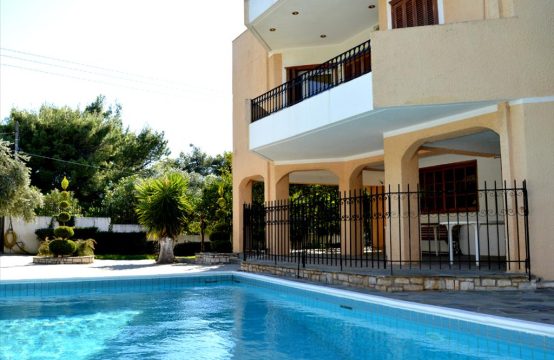 For Sale &#8211; Villa 220 m²