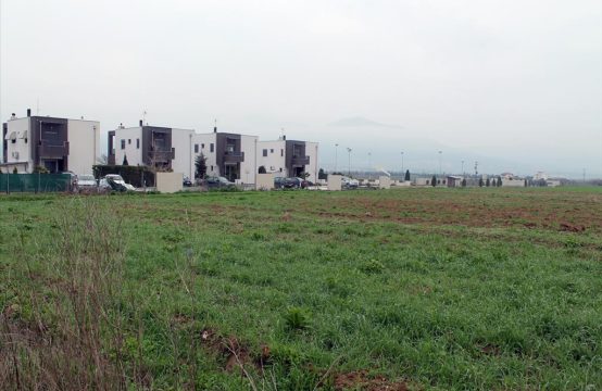 Arsa 9000 m² Selanik çevresinde