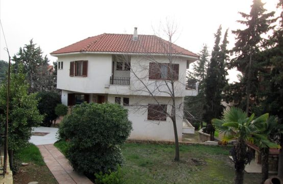 For Sale &#8211; Detached house 300 m²