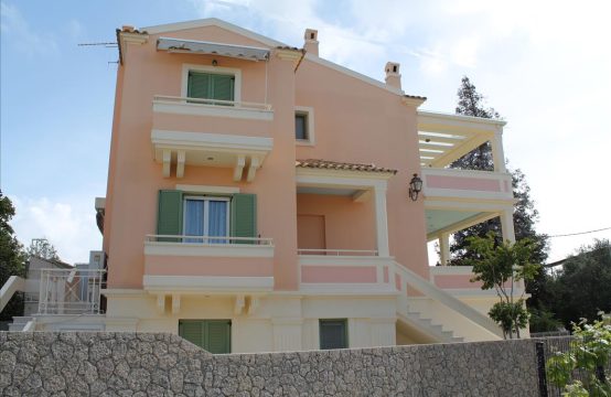 For Sale &#8211; Detached house 280 m²