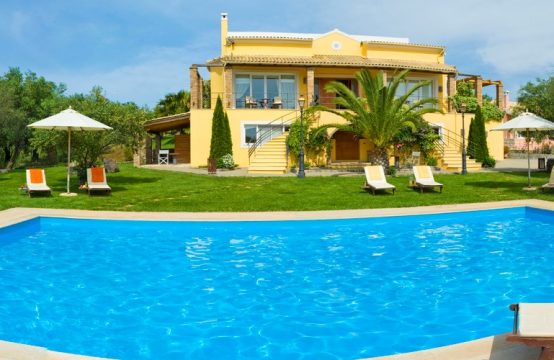 For Sale &#8211; Villa 1055 m²