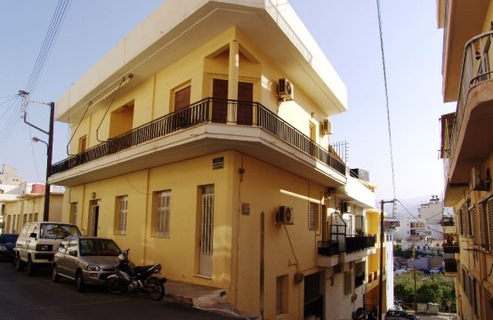 For Sale &#8211; Detached house 325 m²